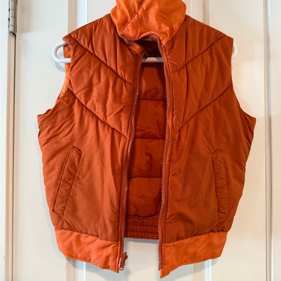 Reversible Burnt Orange Puffer Vest Quilted Utility Style - Picture 2 of 8